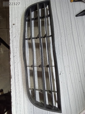 VW Polo 2006-2009 Ön Tampon Alt Orta Izgara 6Q0 853 677 B