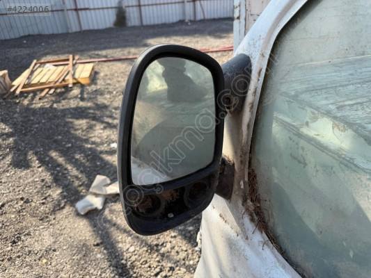 RENAULT TRAFFİC SOL AYNA ORJİNAL ÇIKMA