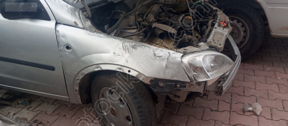 OPEL CORSA C BENZINLI HURDA PARÇA