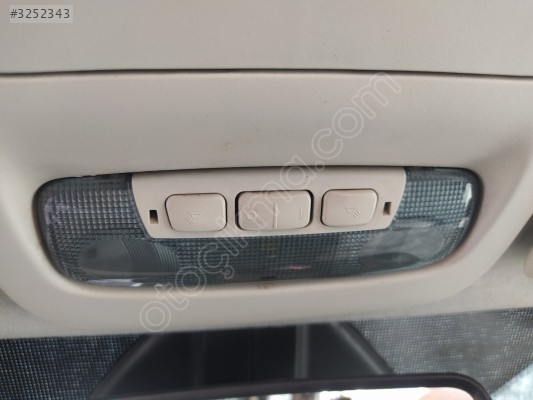 ÇIKMA FORD COURİER TAVAN LAMBASI