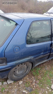 Pejo 106 sağ arka çamurluk yedek parça
