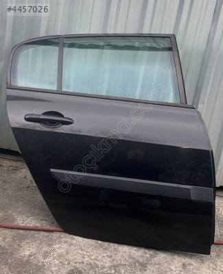 RENAULT MEGANE 2 SAĞ ARKA KAPI ÇEVİK OTO ÇIKMA