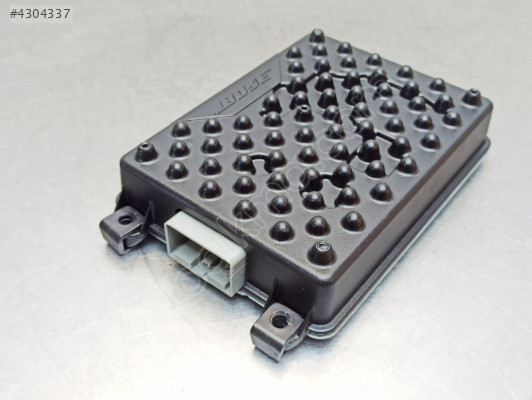 PORSCHE CAYENNE BOSE AMFI HATASIZ 7P5035481D 2011/2016