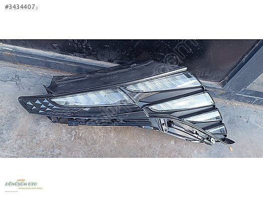 HYUNDAİ TUCSON ÇIKMA SAĞ GÜNDÜZ FARI LED