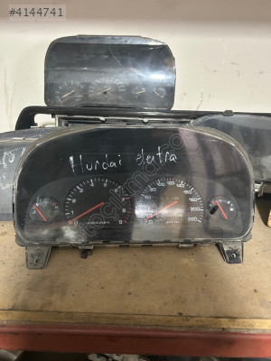 Hyundai elentra gösterge paneli
