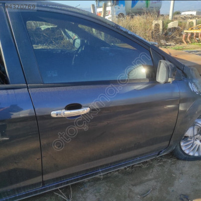 FORD FOCUS SAĞ ÖN KAPI 2.5 KASA HATASIZ EYUPCAN OTODA