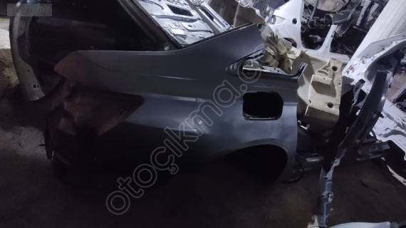 AUDİ A6 3.0 C8 SAĞ SOL ARKA ÇAMURLUK