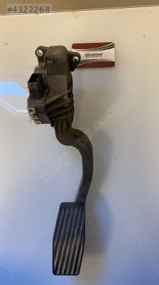 0055702020 fiat linea 2015 1.3 dizel euro 5 gaz pedalı