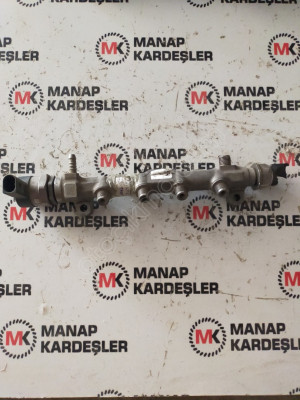 AUDİ A3 RAİL YAKIT BORUSU 2.0 TDİ 04L130089D R04L125