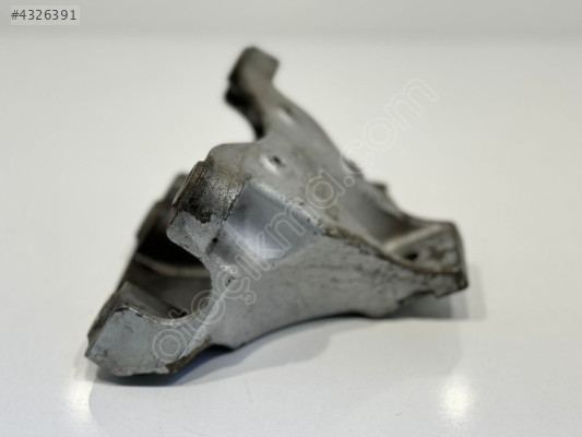 4F0199308N 4F0199308L AUDİ A6 A8 SAĞ MOTOR TAKOZ BRAKETİ