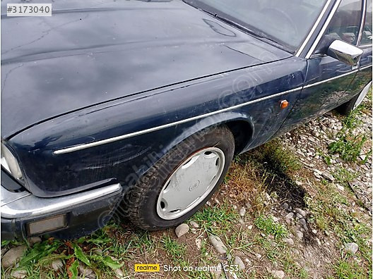 JAGUAR DAİMLER SOVEREING ÖN ÇAMURLUK LAR BULUNUR