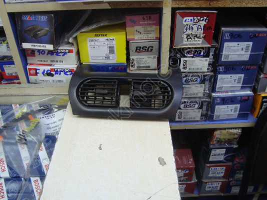 corsa c orta ızgara ve gövdesi gm 13174176