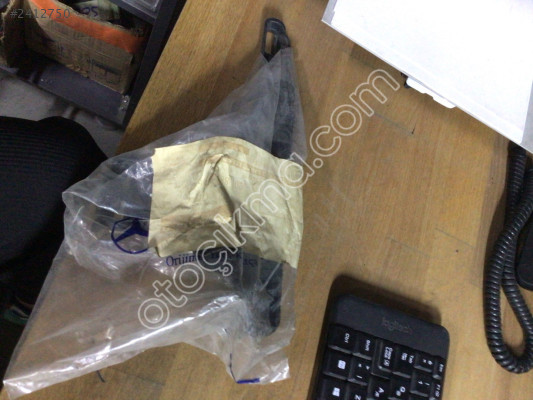 Mercedes (C 207)sağ ön tampon tutucusu orjinal