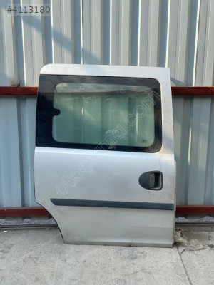 Opel Combo C Sağ Arka Kapı Gümüş Gri Hatasız