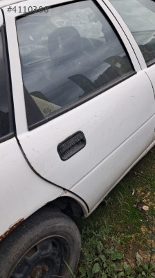 OPEL VECTRA A SAĞ ARKA KAPI.OTO ERKAN ÜNYE