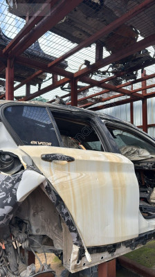 BMW F20 SAĞ ARKA KAPI ORJINAL HATASIZ SÖKME
