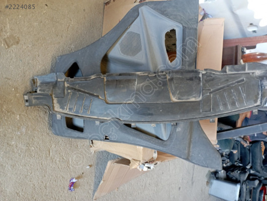 Ford Courier Göğüs paneli uzantı.R016B26 BH