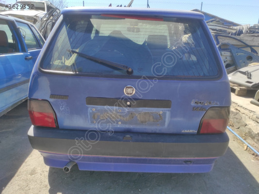 Uno Modeli Fiat İçin Çıkma Arka Bagaj Kapısı