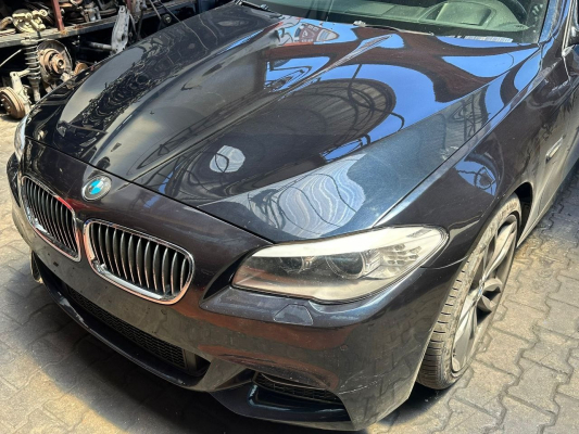 BMW F10 KOMPLE ÖN SET CARBONSCHWARZ KAPUT ÇAMURLUK FAR 416 KODLU