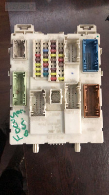 FORD FOCUS3 30S51945L25J SİGORTA KUTUSU OTO FEDAİ