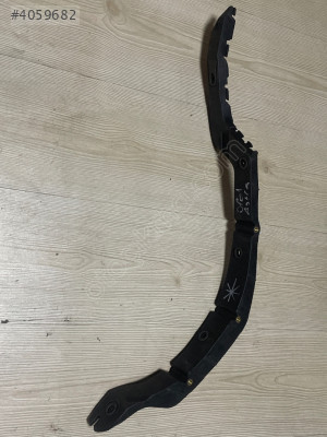 Opel Astra H Sedan Sağ Arka Tampon Braketi