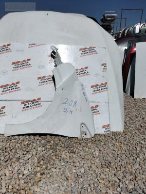 Peugeot 208 çıkma sol ön çamurluk 2012-2018