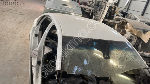 VOLVO S40 TAVAN ARKA ASEL OTO