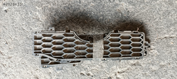 Chevrolet Captiva ön tampon ızgaraları