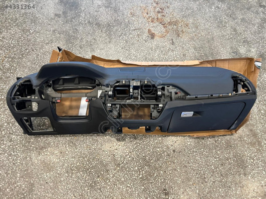 BMW X3 G01 XDRIVE LL LCI DİKİŞLİ SİYAH TORPİDO SIFIR ORJİNAL