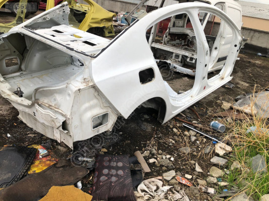 PEUGEOT 508 ARKA PANEL SAĞ ARKA ÇAMURLUK FRENKART