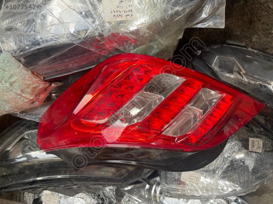 Peugeot 508 sağ arka stop lambası