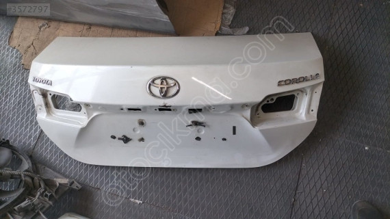 2013/2018 TOYOTA COROLLA BEYAZ BAGAJ KAPAĞI ORJINAL BOYASIZ