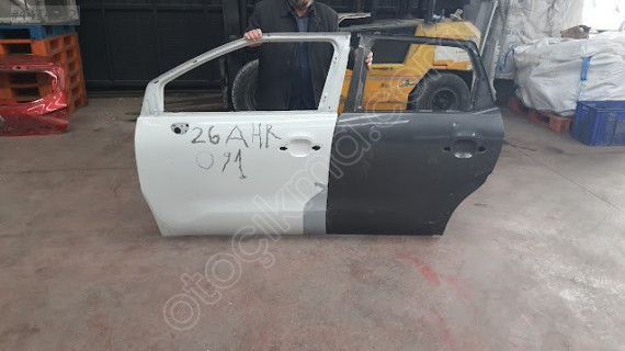 CİTROEN C3 AİRCROSS sol ön arka kapı