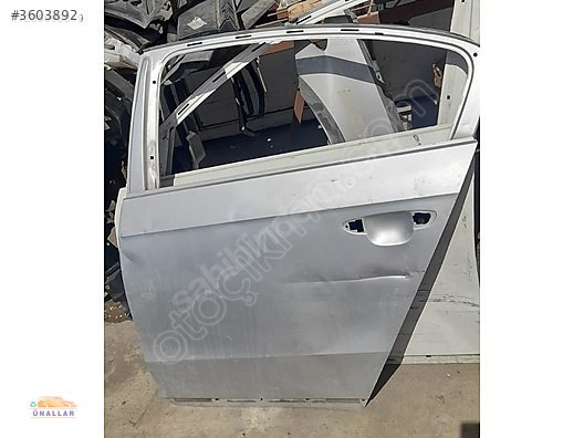 VW Passat B7 Sol Arka Kapı - Ünallar Çıkma Yedek Parça