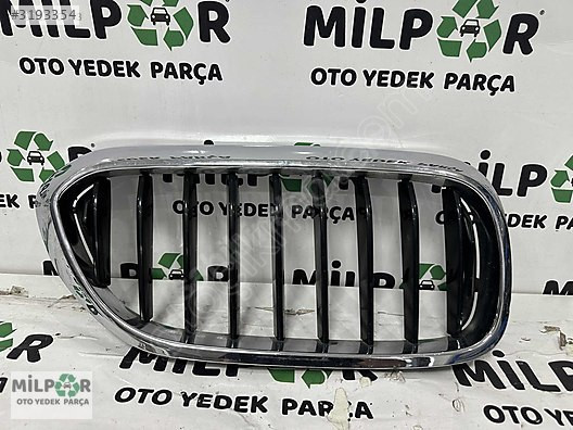 BMW 5 SERİSİ G30 SAĞ ÖN PANJUR IZGARASI 7390866
