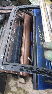 Chrysler neon sağ ön kapı