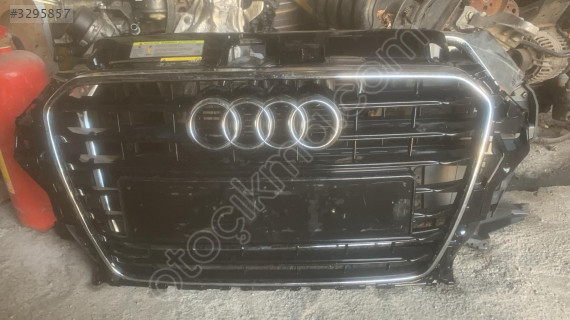 AUDİ A3 16-19 ÖN PANJUR
