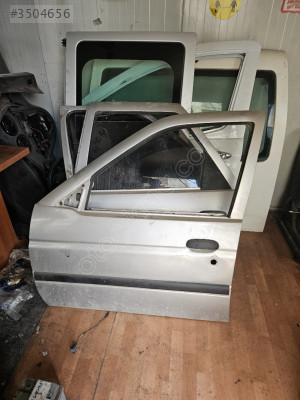 Ford eskort kapı