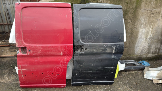 BERLİNGO PARTNER ÇIKMA ORJİNAL SOL SÜRGÜLÜ KAPI KD