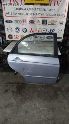 2004-2007 KİA CERATO SAĞ ARKA KAPI