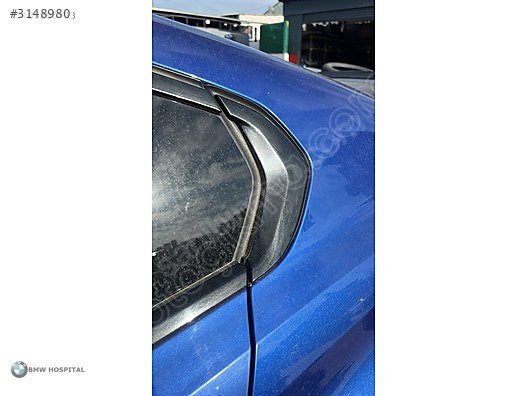 BMW G20 3 SERİSİ ARKA CAM KÖŞE PİANO BLACK ORJ.