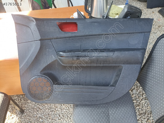 Hyundai Getz Sağ Ön Kapı Döşemesi