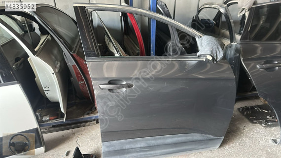 OPEL GRANDLAND X SAĞ ÖN KAPI DOLU BURSA MG