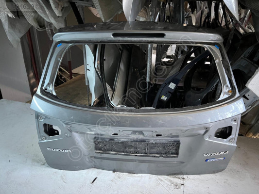 SUZUKİ VITARA GRİ BAGAJ KAPAĞI ORJINAL LOKALLIK.