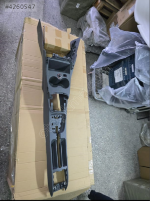 VW POLO 2010-2017 ORTA KONSOL SIFIR 6R0863243F 82V