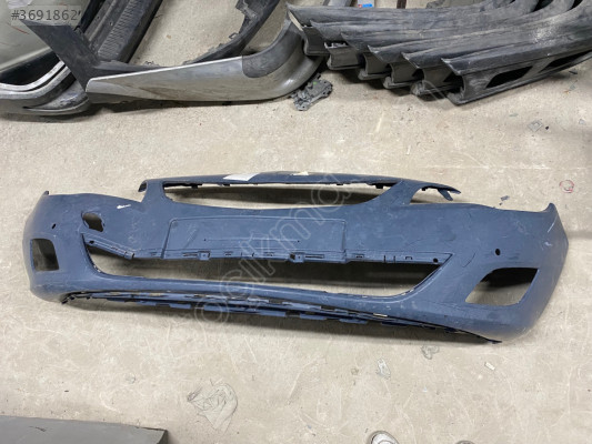 OPEL ASTRA J MAKYAJSIZ ÖN TAMPON PARK SENSÖRLÜ SIFIR 13264415