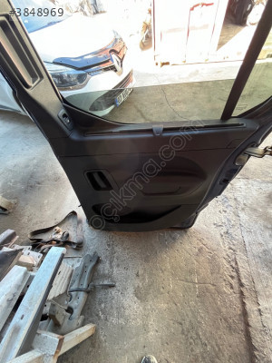 Opel Combo Sağ Arka Kapı Döşemesi