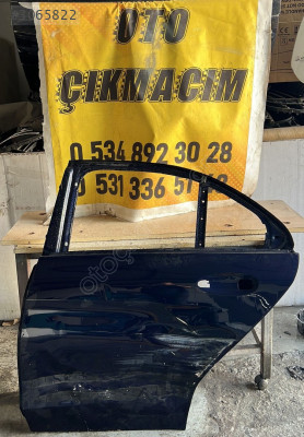 Mercedes W205 sol arka kapı A2057320110