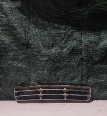 VOLKSWAGEN BORA ÖN TAMPON ORTA IZGARA 1J5853677B