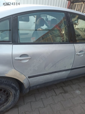 Volkswagen Passat B5 sağ arka kapı dolu